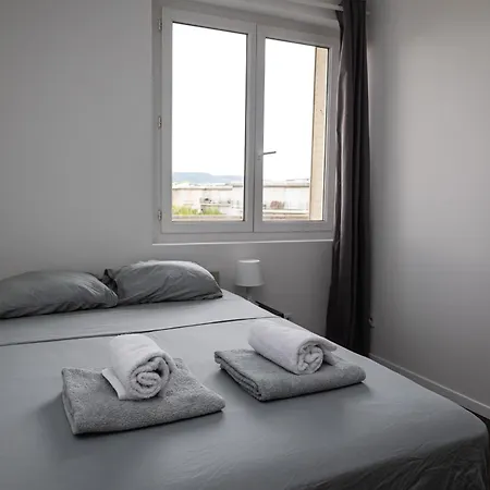 Le 3 Parking Proche Tram *