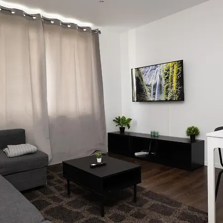 Apartament Le 3 Parking Proche Tram